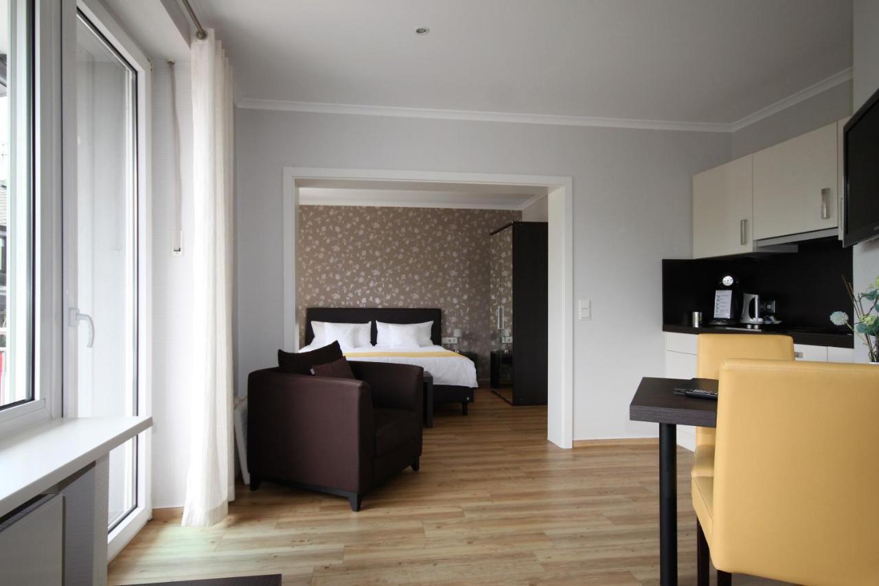 Hotel Feriendomizil Am Lindenplatz à Bullay Extérieur photo