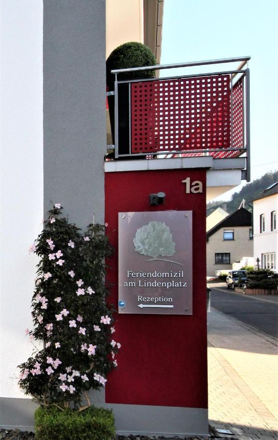 Hotel Feriendomizil Am Lindenplatz à Bullay Extérieur photo
