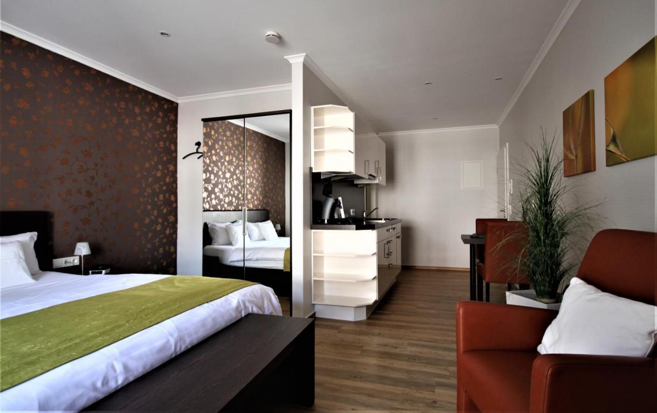 Hotel Feriendomizil Am Lindenplatz à Bullay Extérieur photo