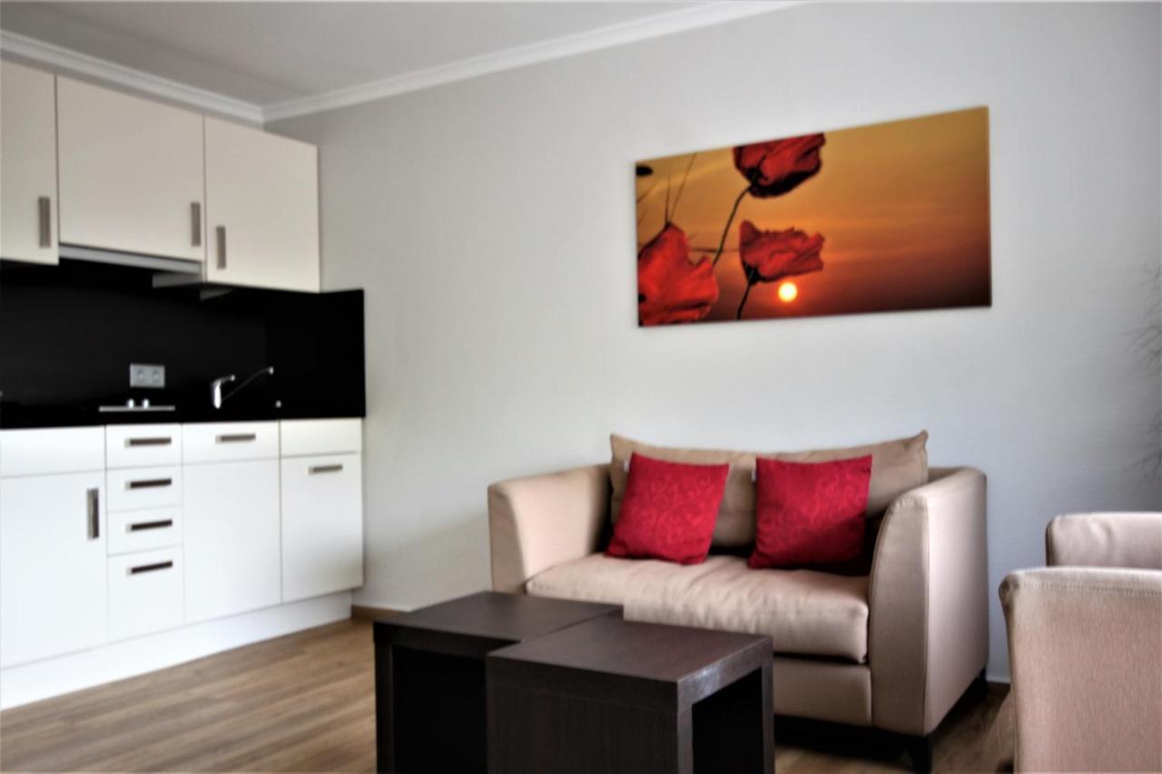 Hotel Feriendomizil Am Lindenplatz à Bullay Extérieur photo