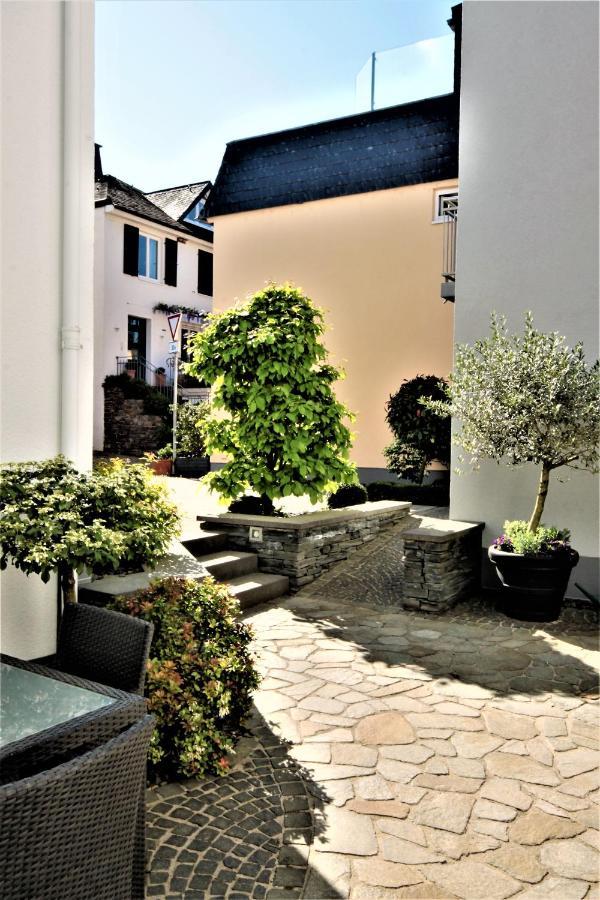 Hotel Feriendomizil Am Lindenplatz à Bullay Extérieur photo